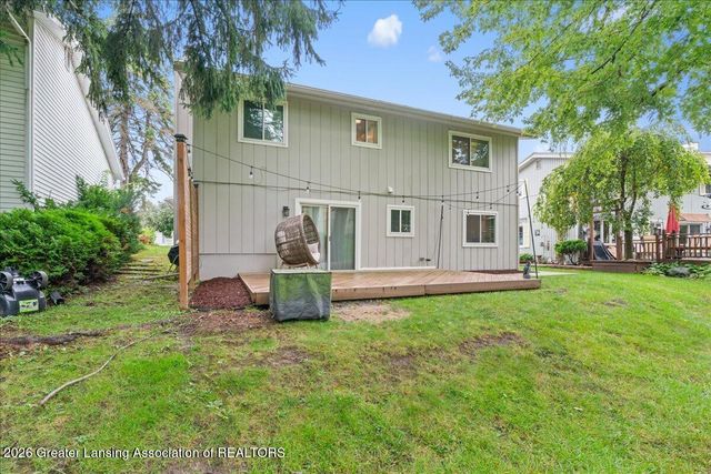 1226 Chartwell Carriage Way S, East Lansing, MI 48823