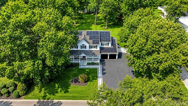 11 Oliver Street, Port Jefferson Station, NY 11776