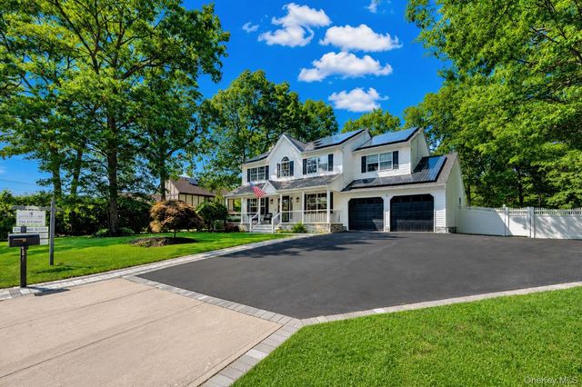 11 Oliver Street, Port Jefferson Station, NY 11776