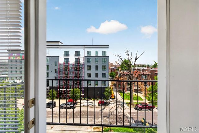 5630 Pershing Avenue 50, St Louis, MO 63112