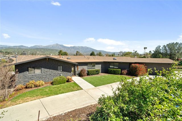 31397 Mesa Drive, Redlands, CA 92373