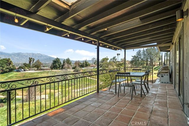 31397 Mesa Drive, Redlands, CA 92373