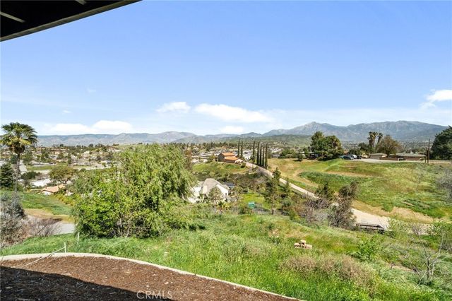 31397 Mesa Drive, Redlands, CA 92373