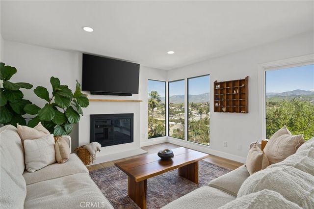 31397 Mesa Drive, Redlands, CA 92373