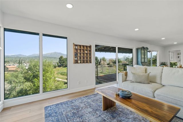 31397 Mesa Drive, Redlands, CA 92373