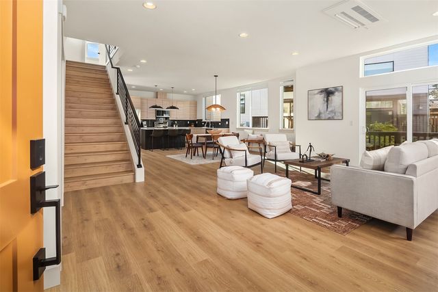 3007 S Dakota St, Seattle, WA 98108