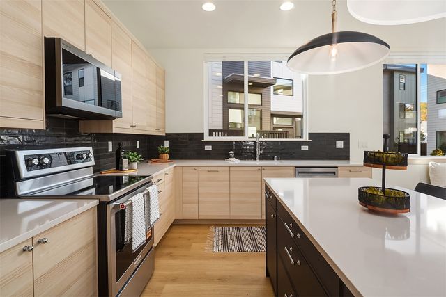 3007 S Dakota St, Seattle, WA 98108