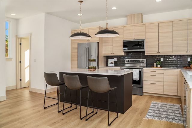 3007 S Dakota St, Seattle, WA 98108
