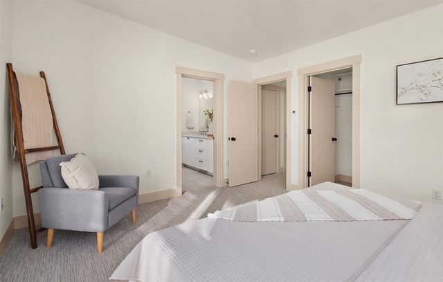 3007 S Dakota St, Seattle, WA 98108