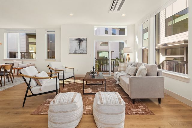 3007 S Dakota St, Seattle, WA 98108