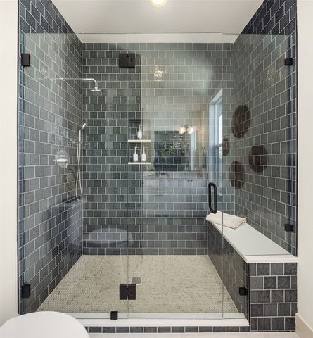 3007 S Dakota St, Seattle, WA 98108