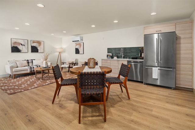 3007 S Dakota St, Seattle, WA 98108
