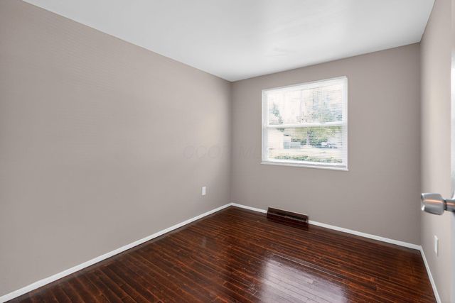 4999 E Majestic Drive E, Columbus, OH 43232