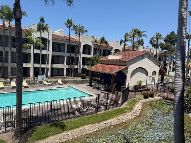 11630 Warner, Fountain Valley, CA 92708