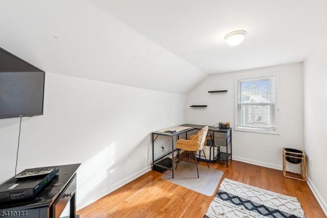 34 Bayview Ave, Hopatcong Boro, NJ 07843