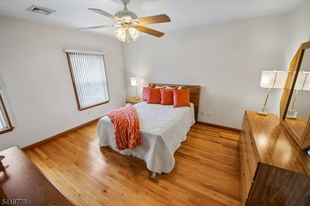 63 Waydell St, Newark City, NJ 07105