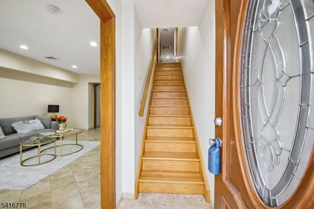 63 Waydell St, Newark City, NJ 07105