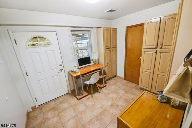 63 Waydell St, Newark City, NJ 07105