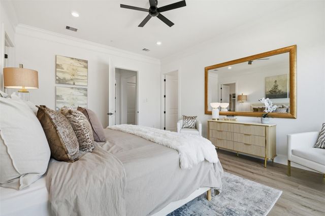 2111 Nantucket Drive C, Houston, TX 77057