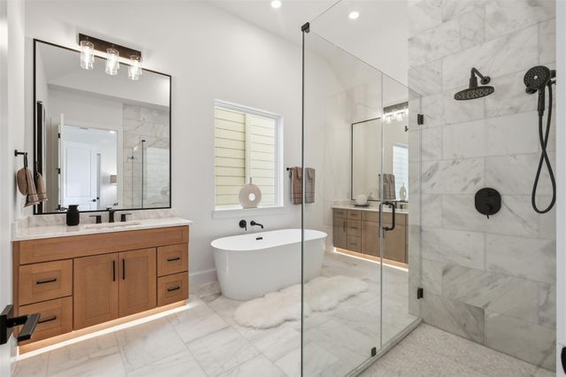 2111 Nantucket Drive C, Houston, TX 77057