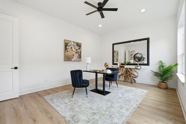 2111 Nantucket Drive C, Houston, TX 77057