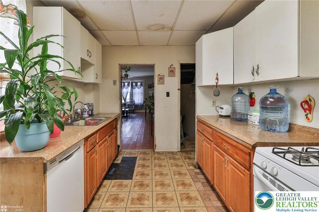 526 North Fountain Street, Allentown City, PA 18102