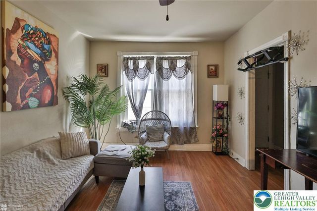 526 North Fountain Street, Allentown City, PA 18102