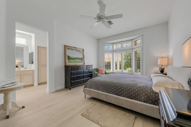 38543 Bent Palm Drive, Palm Desert, CA 92211