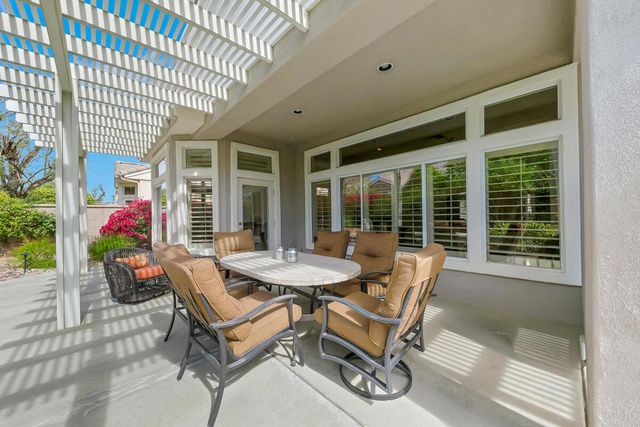 38543 Bent Palm Drive, Palm Desert, CA 92211