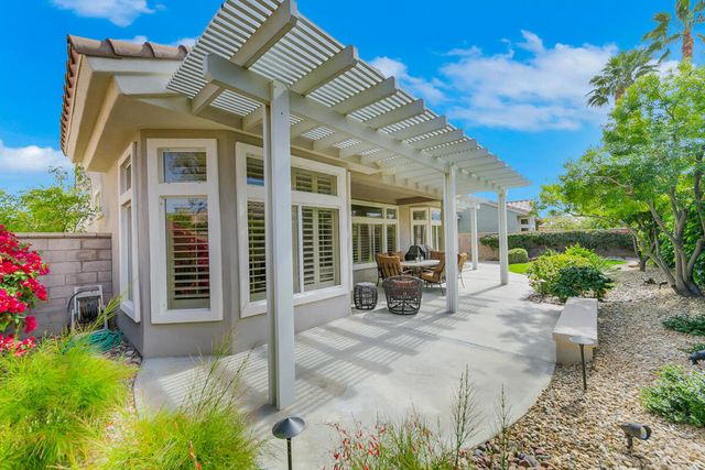 38543 Bent Palm Drive, Palm Desert, CA 92211