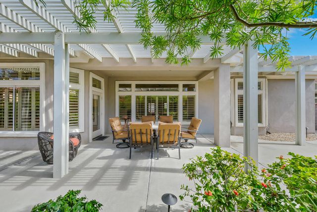 38543 Bent Palm Drive, Palm Desert, CA 92211