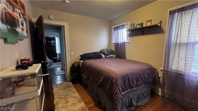 3234 W 110th Street, Cleveland, OH 44111