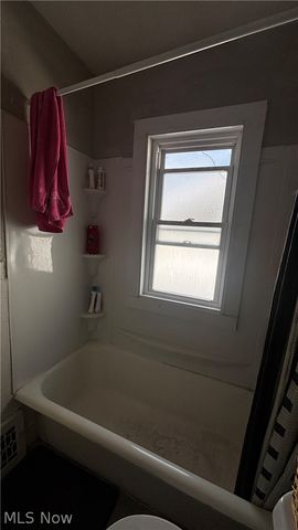 3234 W 110th Street, Cleveland, OH 44111