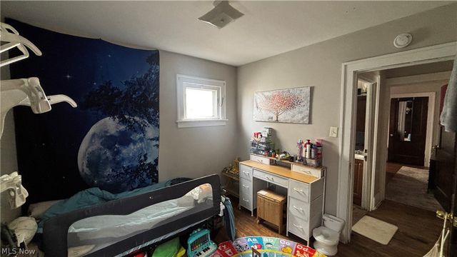 3234 W 110th Street, Cleveland, OH 44111