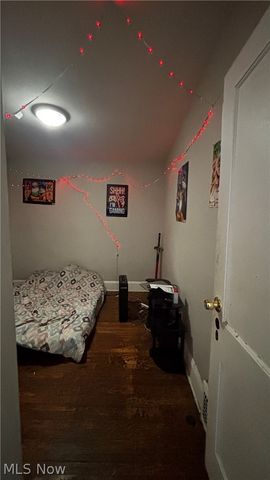 3234 W 110th Street, Cleveland, OH 44111