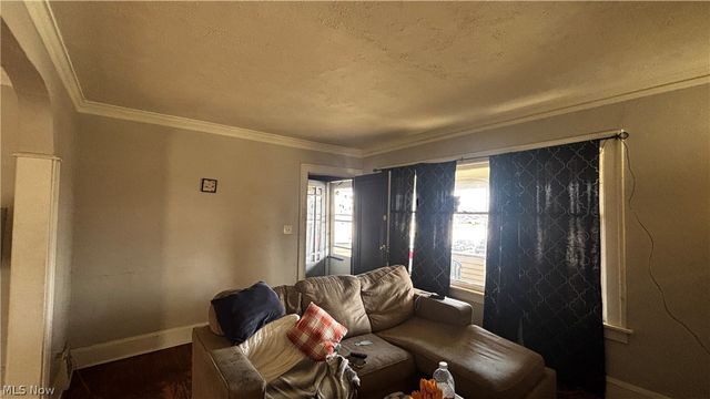 3234 W 110th Street, Cleveland, OH 44111