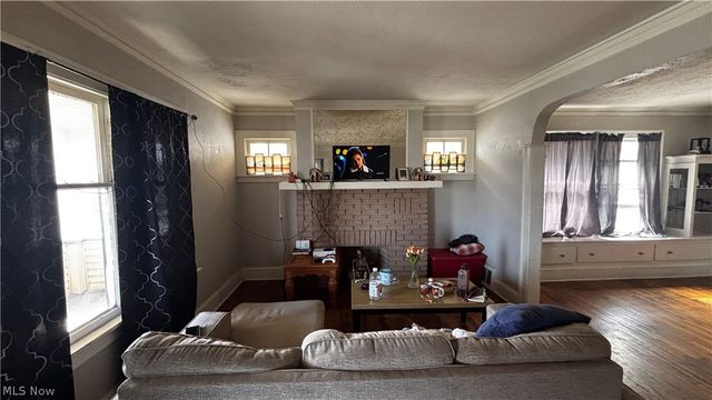 3234 W 110th Street, Cleveland, OH 44111