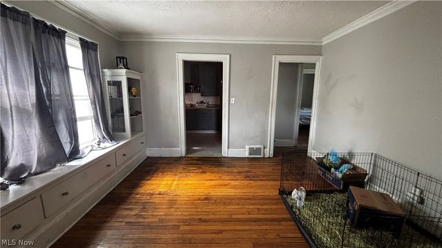 3234 W 110th Street, Cleveland, OH 44111