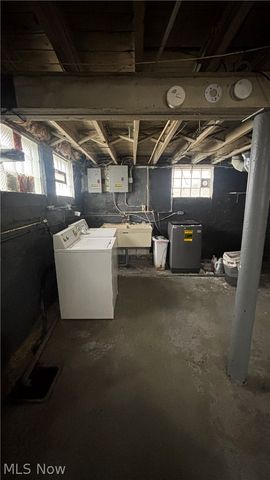 3234 W 110th Street, Cleveland, OH 44111