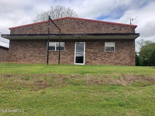 235 Highway 61, Natchez, MS 39120