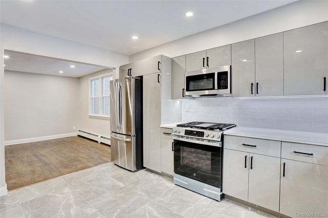 175 Kearsing Parkway, Monsey, NY 10952