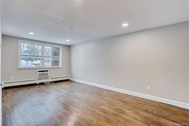 175 Kearsing Parkway, Monsey, NY 10952