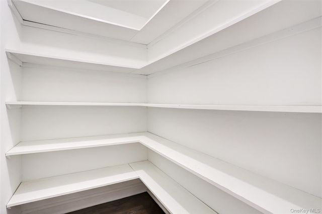 175 Kearsing Parkway, Monsey, NY 10952