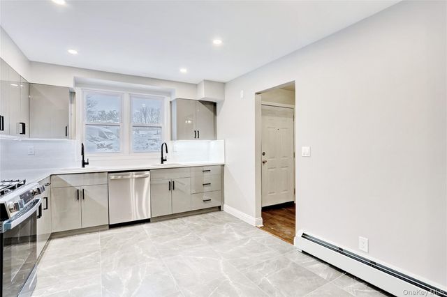 175 Kearsing Parkway, Monsey, NY 10952