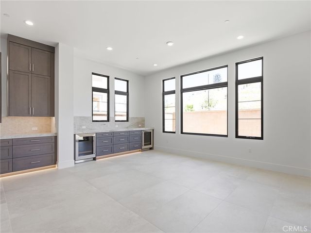 454 Ridgecrest, Irvine, CA 92602