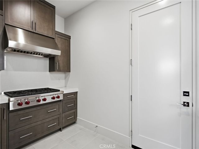 454 Ridgecrest, Irvine, CA 92602