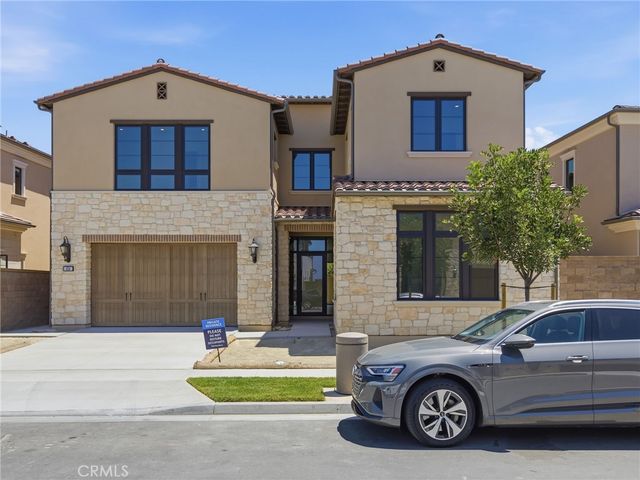 454 Ridgecrest, Irvine, CA 92602