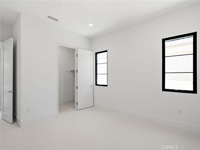 454 Ridgecrest, Irvine, CA 92602