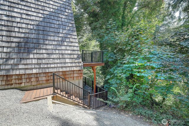 21654 98th Avenue S, Kent, WA 98031