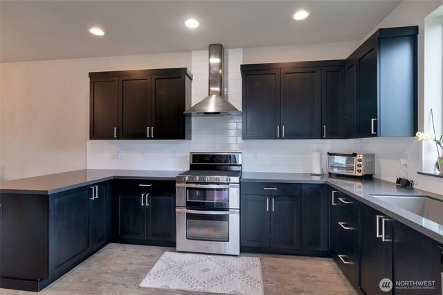 12718 35th Ave SE, Everett, WA 98208